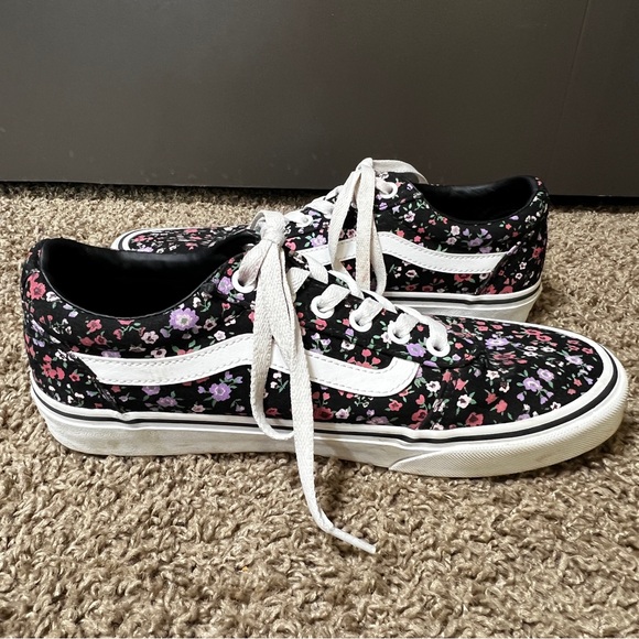 Vans Women Floral Sneakers, Size 9 - Picture 4 of 9